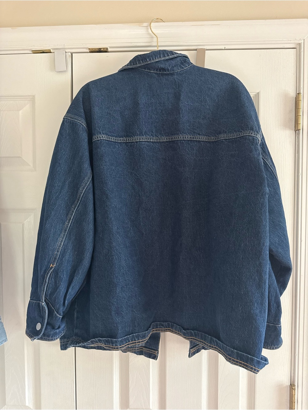 Universal Thread Blue Denim Jacket with Collar - Picture 3 of 3